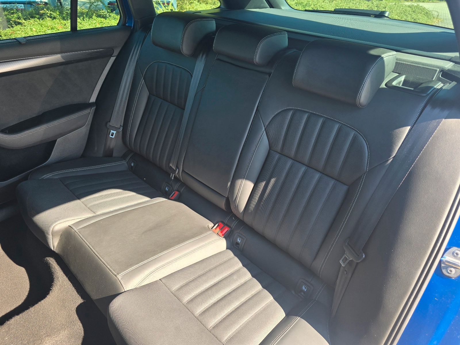 Fahrzeugabbildung SKODA Superb Combi Sportline 4x4 Matrix Navi ACC DCC 4