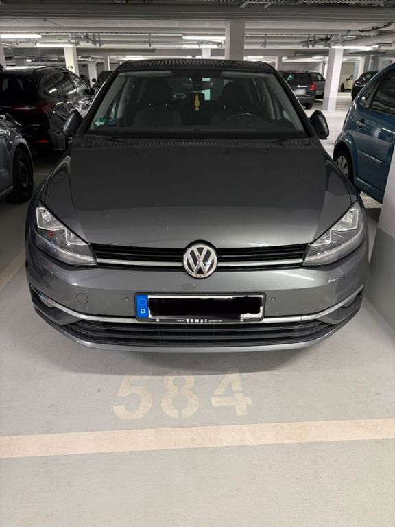 Image of Volkswagen Golf