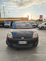 Ford Fiesta 1.4 TDCi 3p. Ghia - Ford Fiesta aus 2007: Ghia