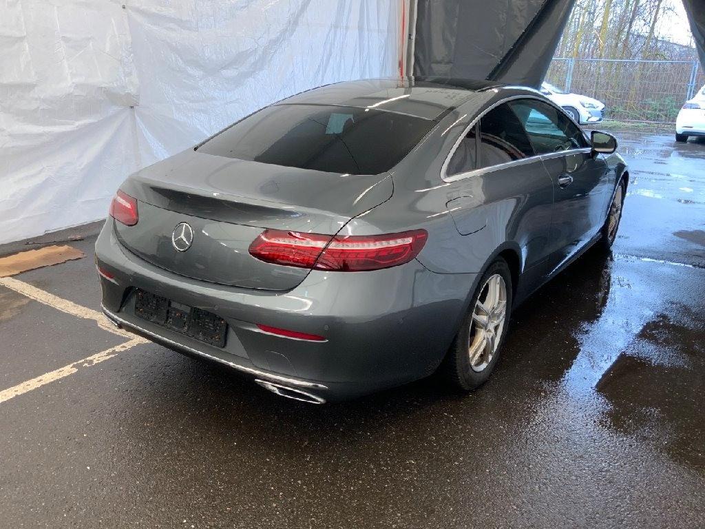 Mercedes-Benz E 220d Coupe | Pano | LED | Navi | Kam