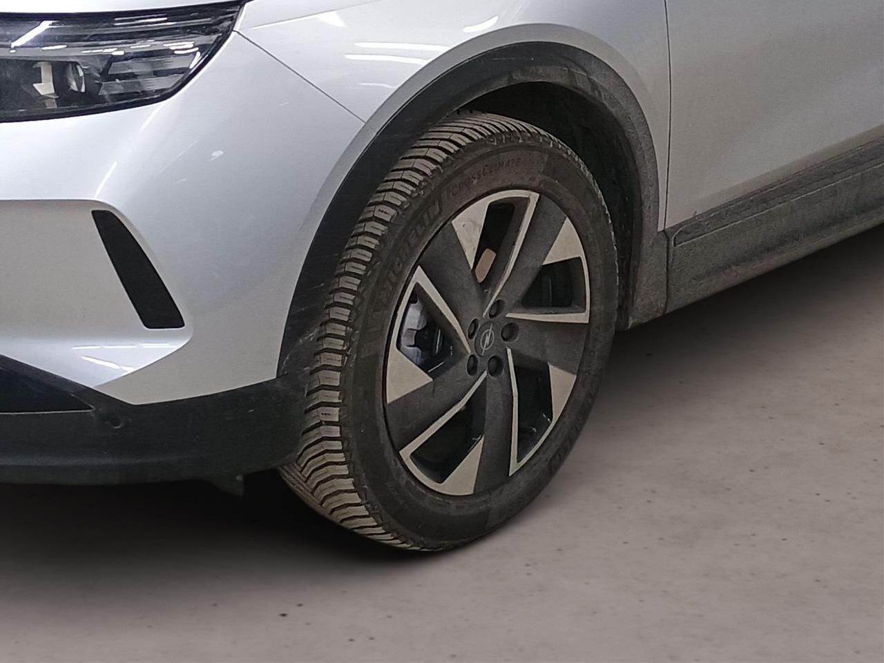 Fahrzeugabbildung Opel Grandland GS MildHybrid 107KW
