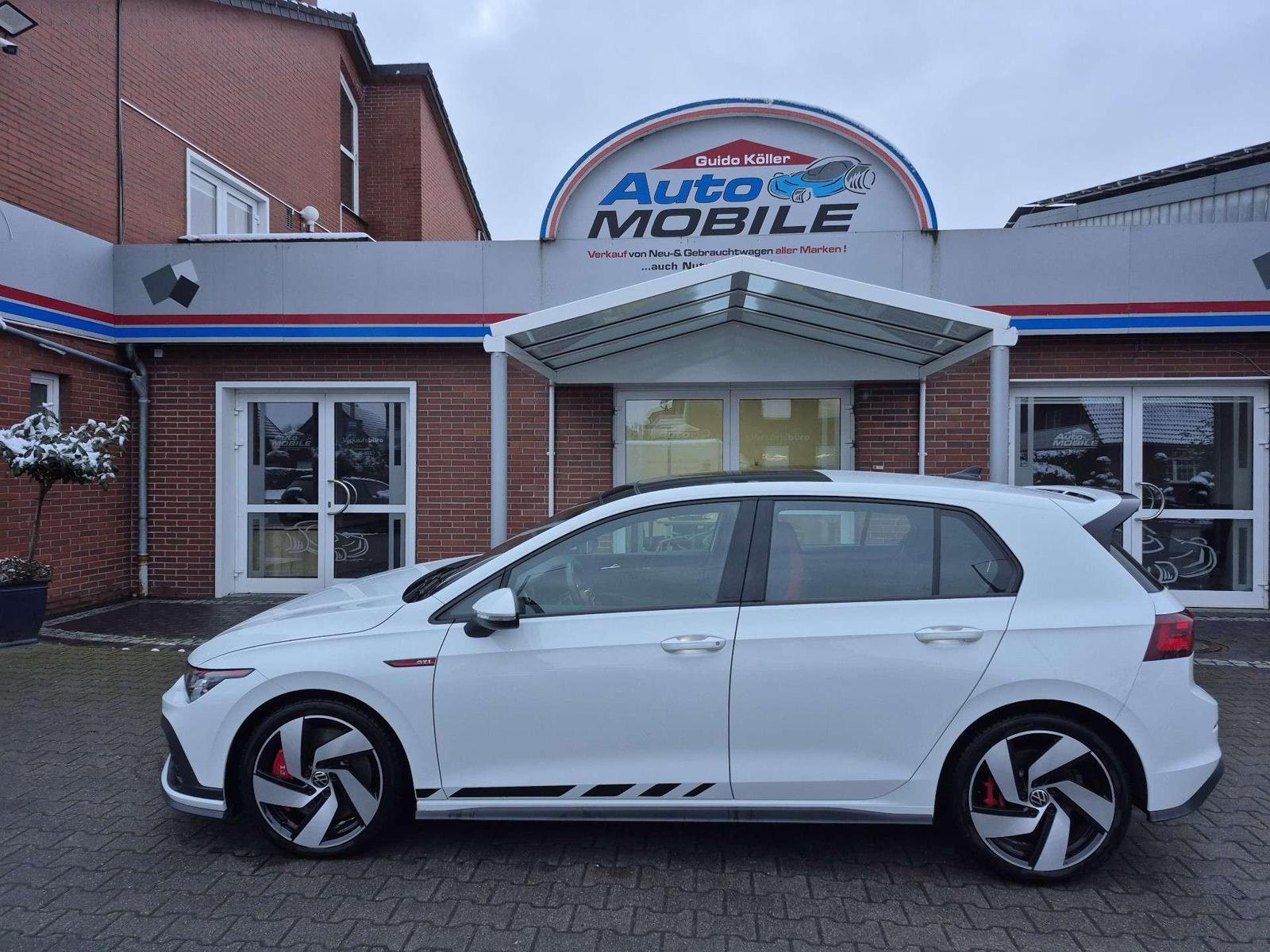 Volkswagen Golf GTI CLUBSPORT TOP-PAKET LED NAVI 300PS TOP 