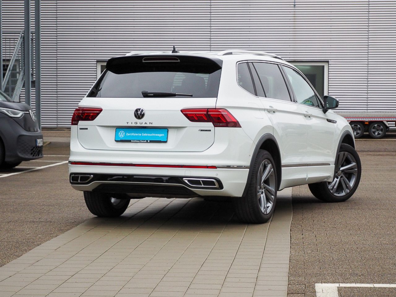 Volkswagen Tiguan Allspace 2.0 TSI DSG R-Line 4Motion AHK foto 5
