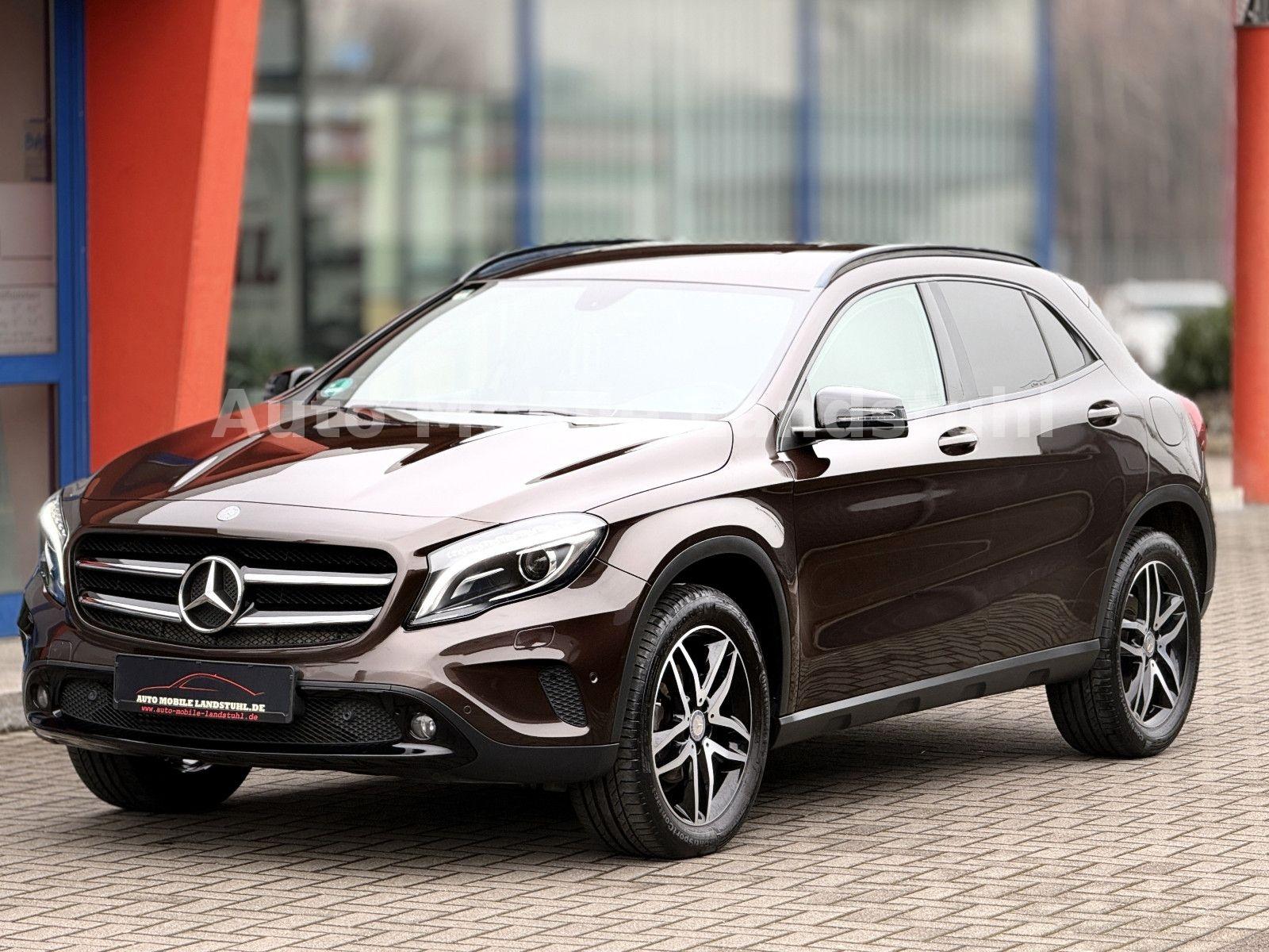 Mercedes-Benz GLA*220d*4-MATIC*URBAN*LED*18"*PDC*MEMORY*SPORT*