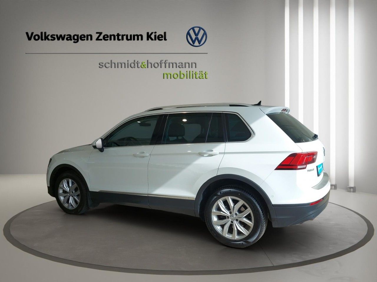 Volkswagen Tiguan Comfortline 4Motion 2.0 TSI Klima foto 3