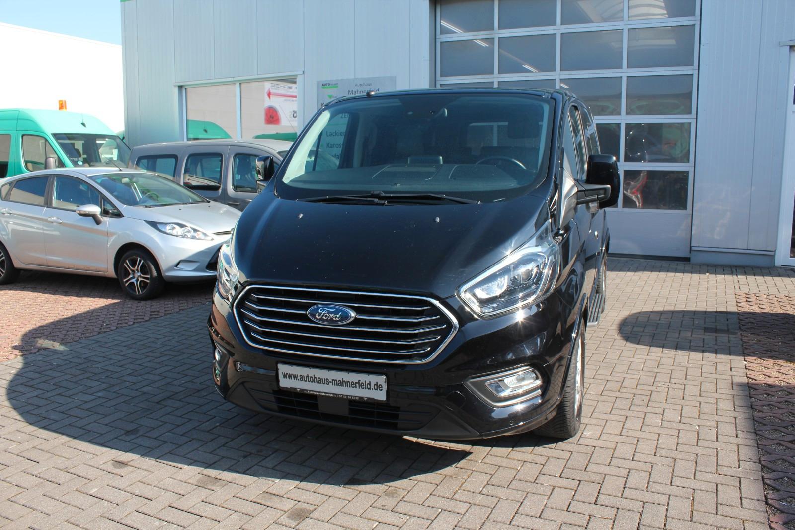 Ford Tourneo Custom Titanium/Navi/AHK/8-Stz/RCam