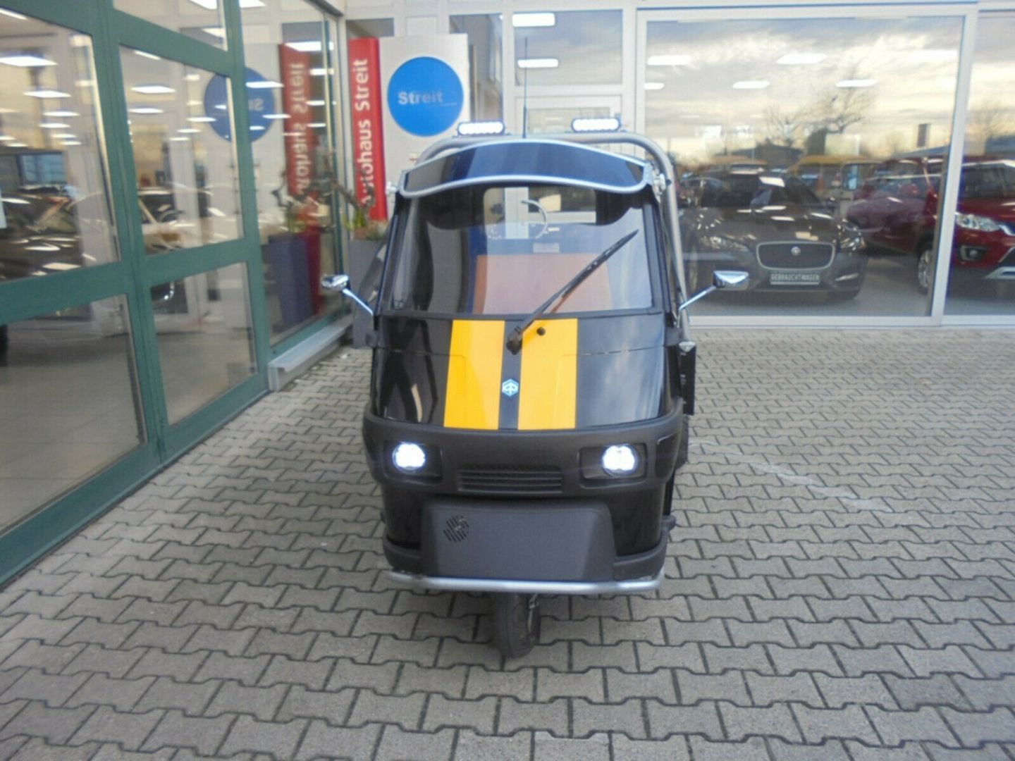 Fahrzeugabbildung Piaggio Ape 50 Cross Country Streit Edition ''Showcar''