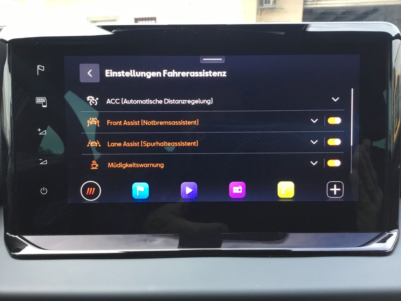 Fahrzeugabbildung SEAT Ibiza 1.0TSI Style DSG+ACC+16"+Navi+LED+FullLink