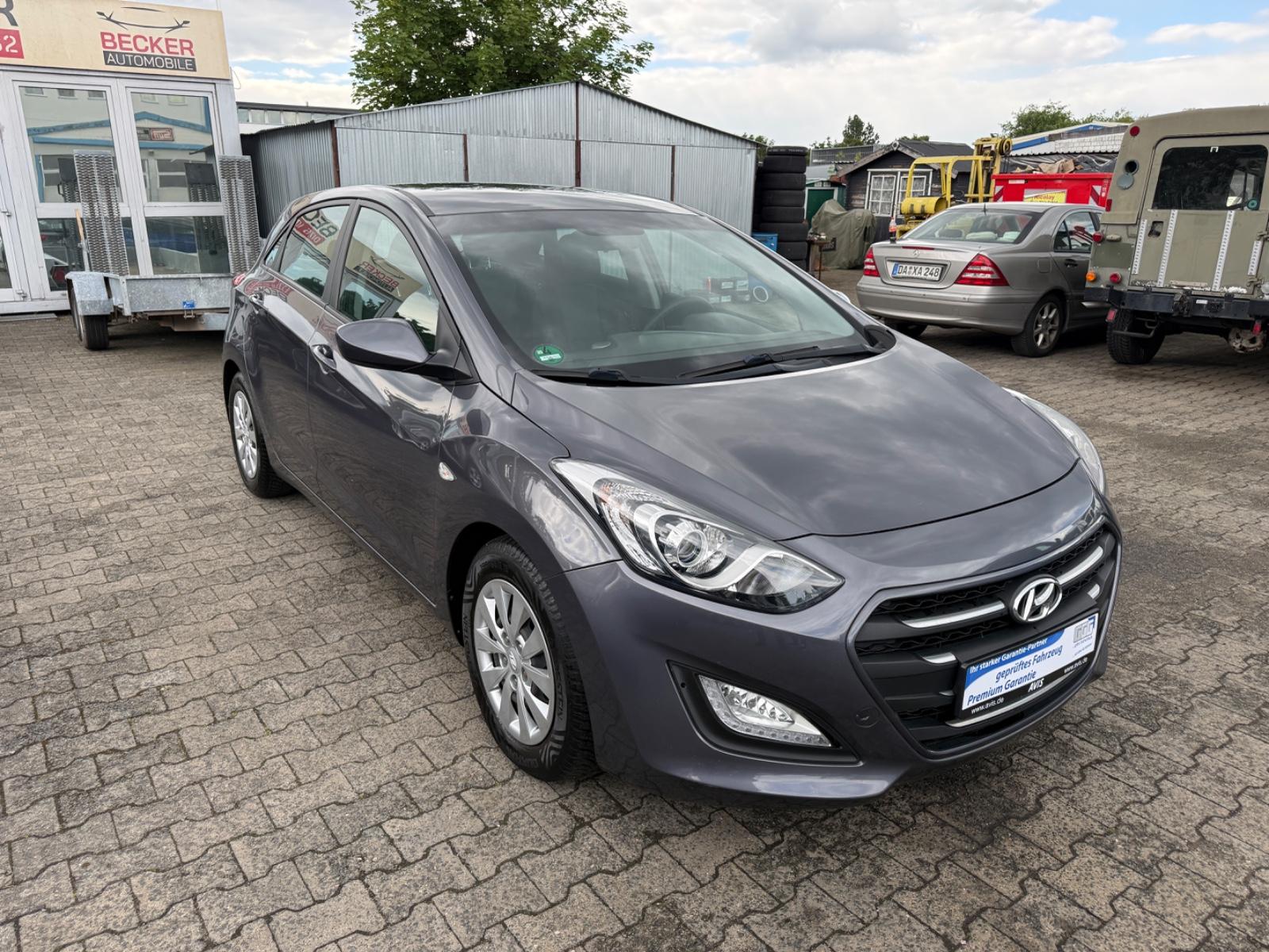Hyundai i30 blue /Tüv-Neu/Garantie/Inspektion.Neu/Klima/