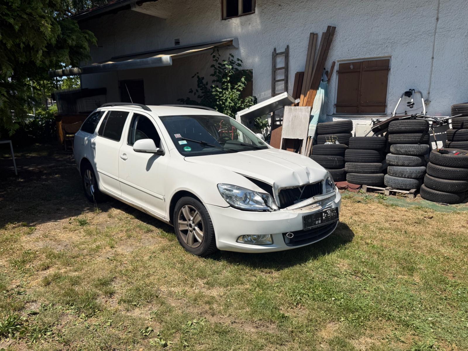 Skoda Octavia Combi Ambi--;EURO 5--TEL-01704684029