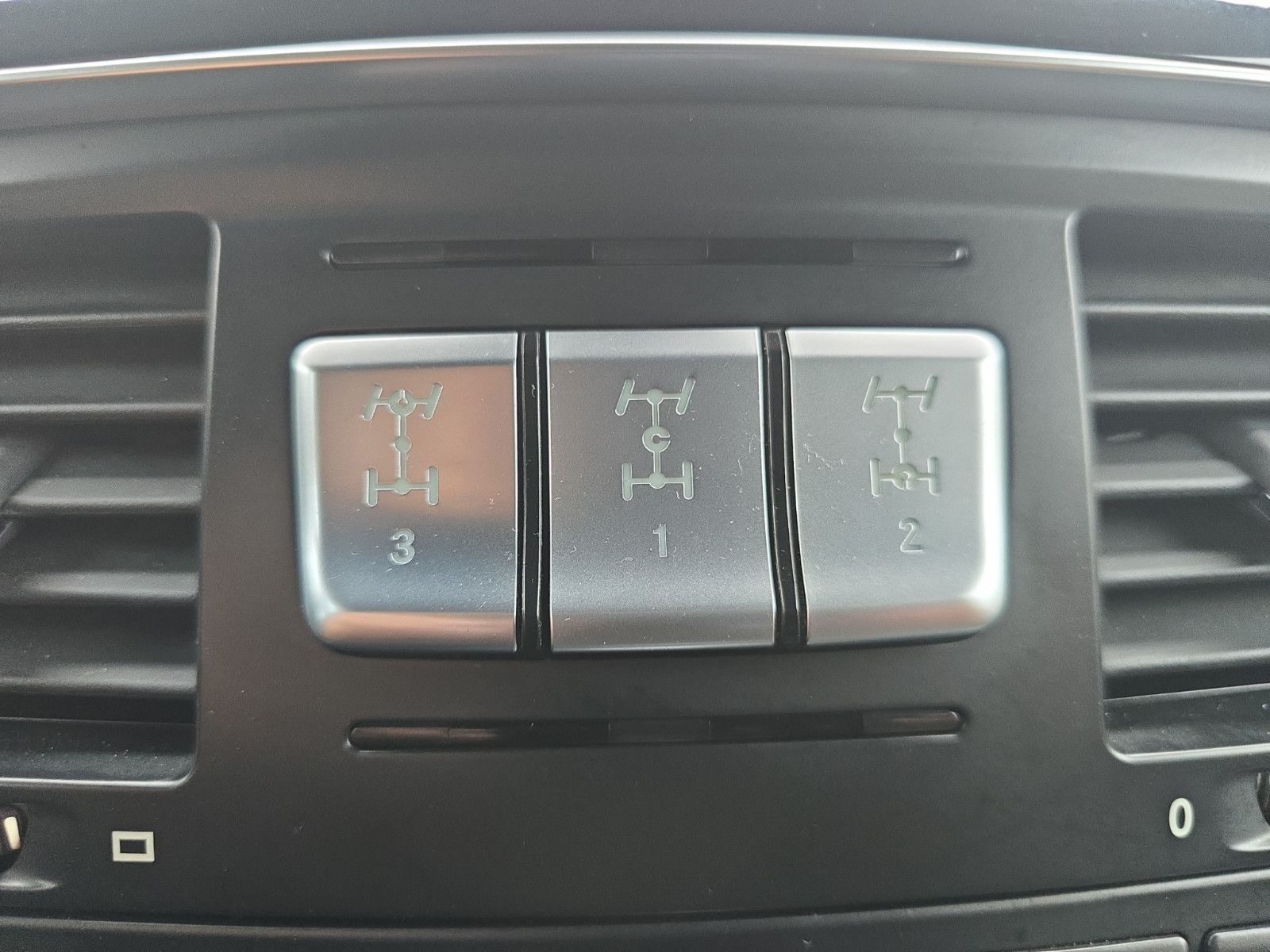 Fahrzeugabbildung Mercedes-Benz G 63 AMG G -Modell DESIGNO