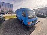 Mercedes-Benz MB100 8-fach bereift Motor läuft - Mercedes-Benz MB 100 Gebrauchtwagen