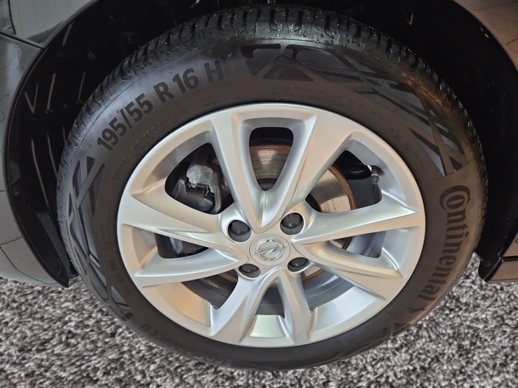 Fahrzeugabbildung Opel Corsa 1.2 Turbo Eleg. Navi Sitzheizung Parkpilot