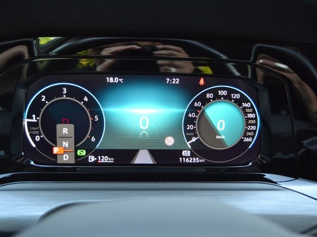 Golf VIII Variant 2.0 TDI 150 PS Style AHK/18-ZO