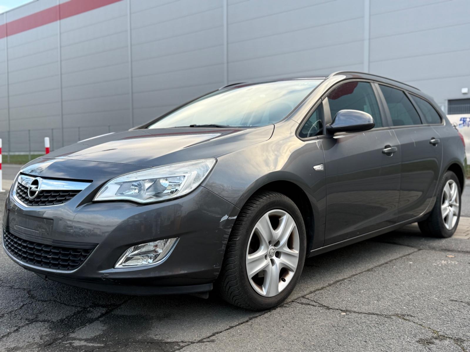 Opel Astra J Sports Tourer Design Edition TÜV 04/27
