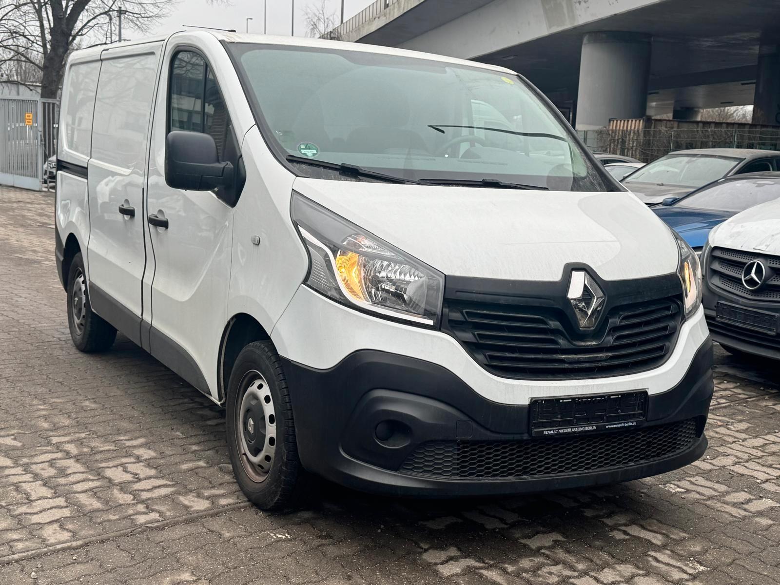 Renault Trafic 1,6L DCI 2,7t Komfort, 61tkm,1Hd/3 Sitzer