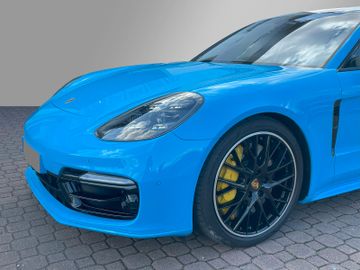 Porsche Panamera Turbo*PTS*PCCB*Chrono*Burmester*18-Wege