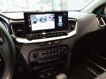 Kia Ceed 1.5 T-GDI (48V Mild-Hybrid) DCT7 Ultimate E