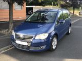 Volkswagen Touran 2.0 TDI 140 PS  Klima AHK Tempom.  - Volkswagen Touran mit Diesel-Antrieb: Ps 140
