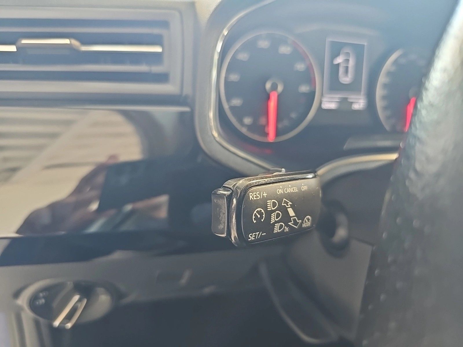 Fahrzeugabbildung SEAT Ibiza FR LED PANORAMADACH SH NAVI