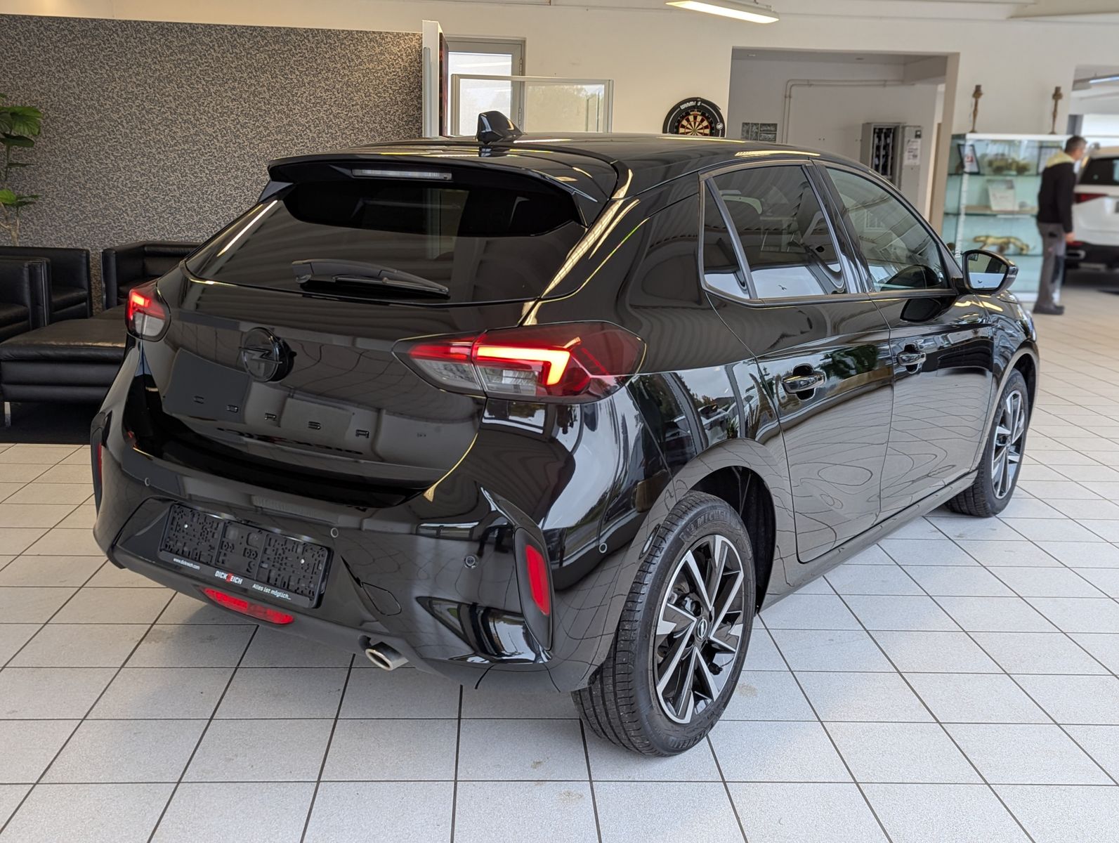 Fahrzeugabbildung Opel Corsa 1.2 GS IntelliLux Tech1-Komfort-Paket Cam