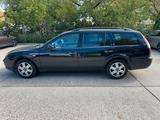 Ford Mondeo - Ford Mondeo aus 2004 mit Diesel-Antrieb