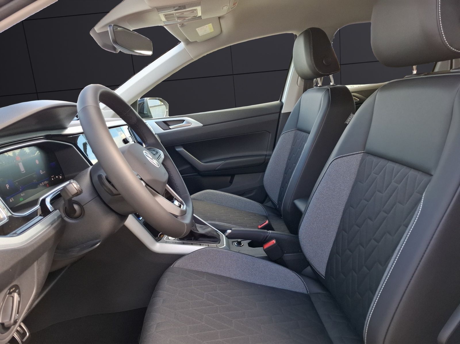 Fahrzeugabbildung Volkswagen Taigo TSI Goal DSG Matrix Navi AID ACC RFK SH LM