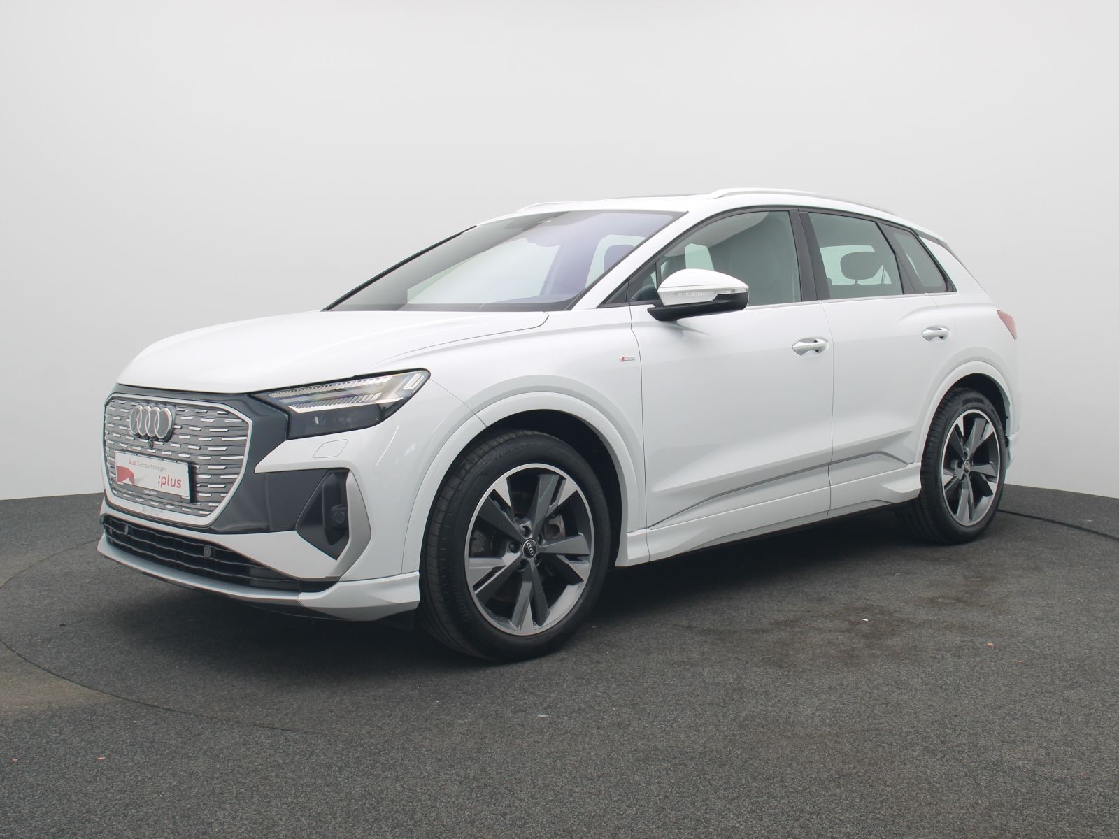 Audi Q4 e-tron 50 quattro / Pano, Matrix, AR-HuD, AHK imagem 2