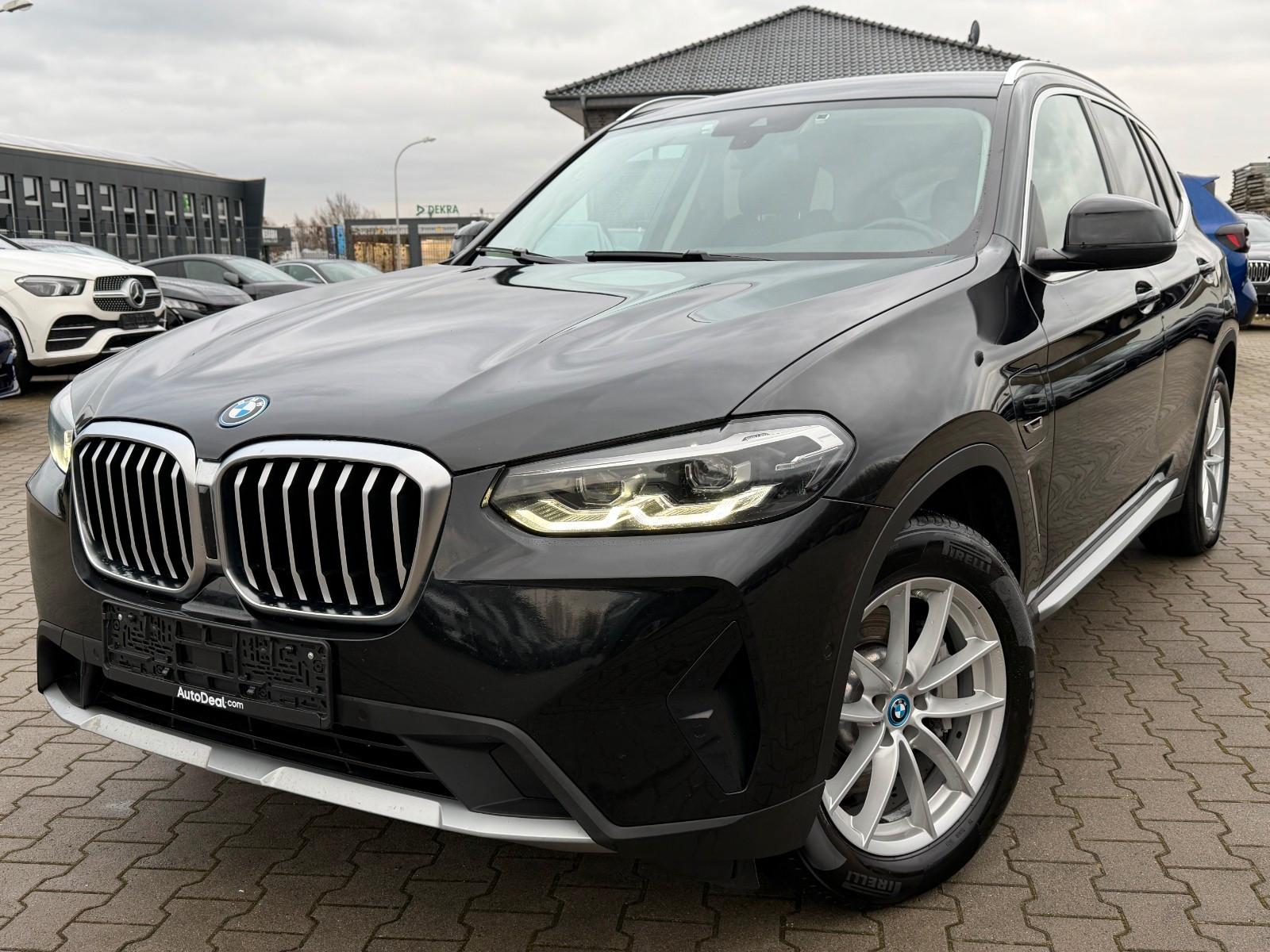 BMW X3 xDrive30e*Sportsizte*Leder*Nachlakierungsfrei