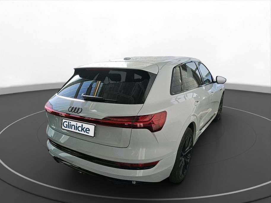 Audi e-tron - Bild 2