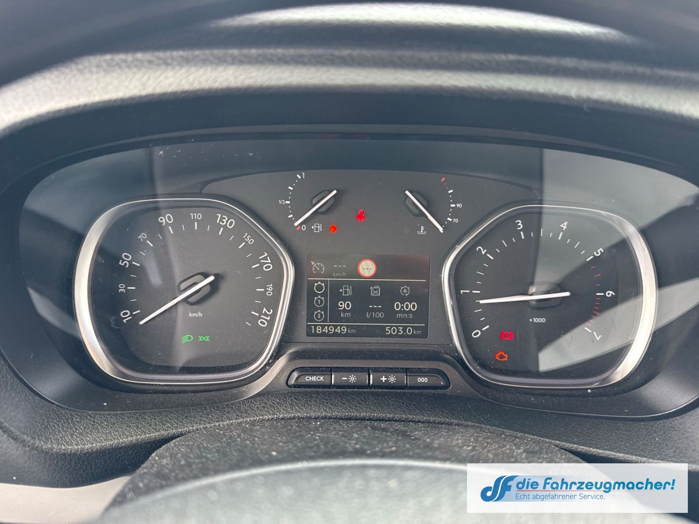 Fahrzeugabbildung Citroën Jumpy Kombi XL Navi Apple CarPlay Android *EXPOR