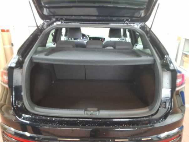 Taigo 1.0 TSI DSG R-LINE KAMERA+SHZ+ACC+IQ.LIGHT