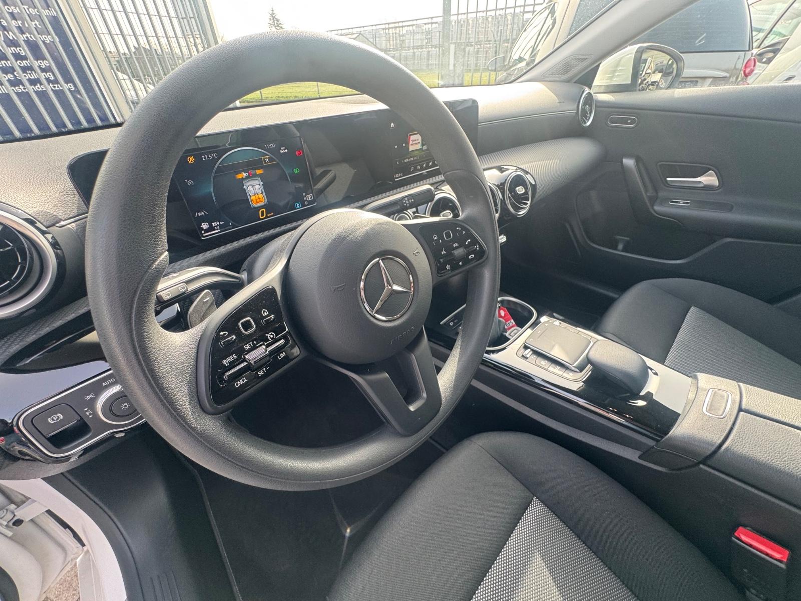 Mercedes-Benz CLA Shooting Brake 200 d LED ALU ́S 1 HAND, миниатюра 10