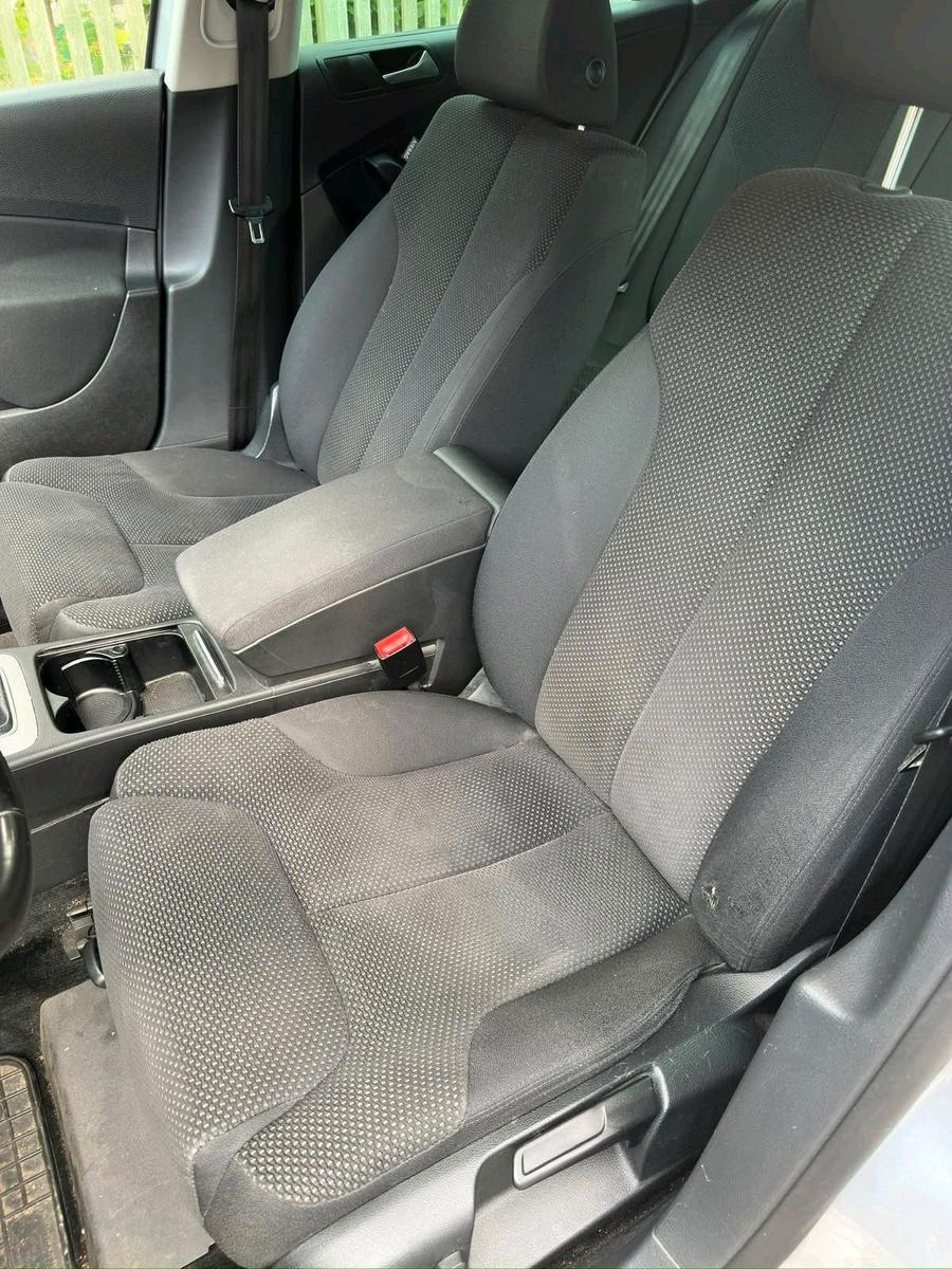 Volkswagen Passat 2009 — photo 8