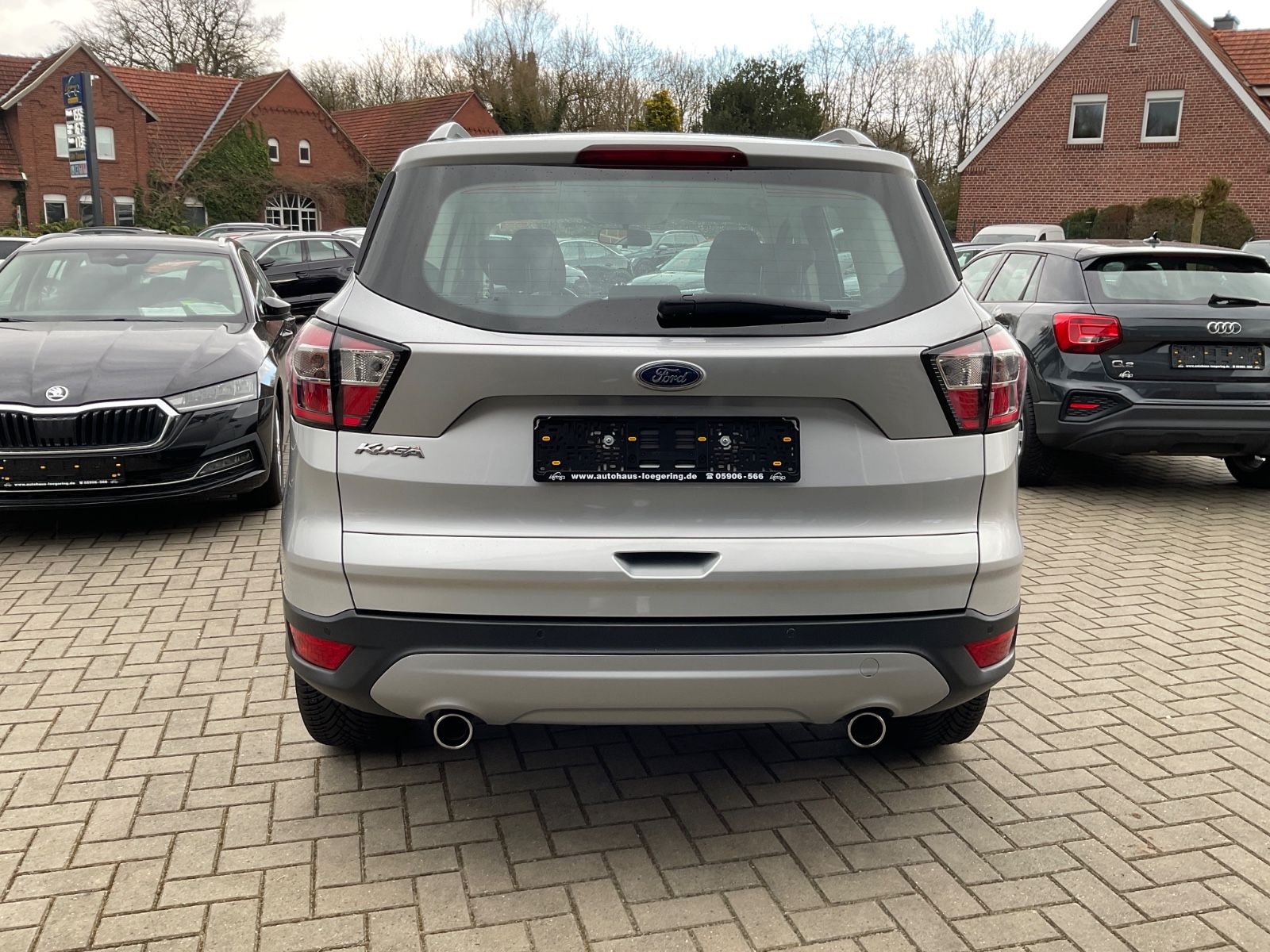 Fahrzeugabbildung Ford Kuga 1,5 TDCi 4x2 Trend,Navi,Telefon