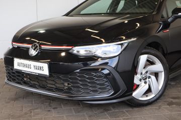 Volkswagen Golf VIII GTI 2.0 TSI AID+LED+CARPLAY+AMBIENT