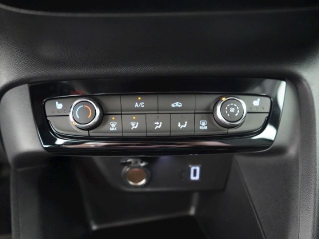 Corsa F FACELIFT+RÜCKFAHRKAMERA+SITZHEIZUNG+TOTE