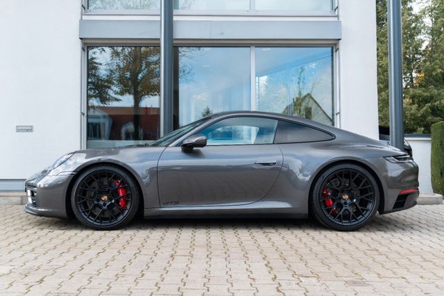 Porsche 992 Carrera 4 GTS/ MATRIX/ 18-WEGE/ LIFT/ BOSE Porsche 992 Carrera 4 GTS/ MATRIX/ 18-WEGE/ LIFT/ BOSE