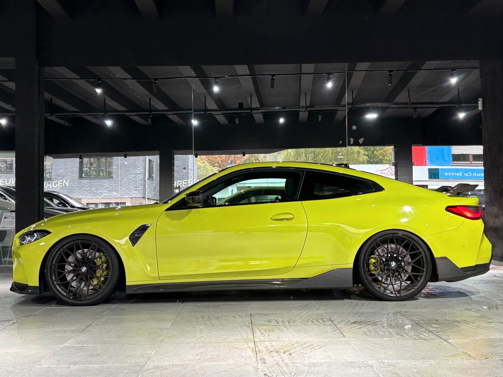 Fahrzeugabbildung BMW M4 Competition *M-Perf.PartsCarbon*HUD*360°KAM