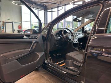 Volkswagen Golf *1-Hand*ACC*2-ZONEN*NAV*SitzHZ*