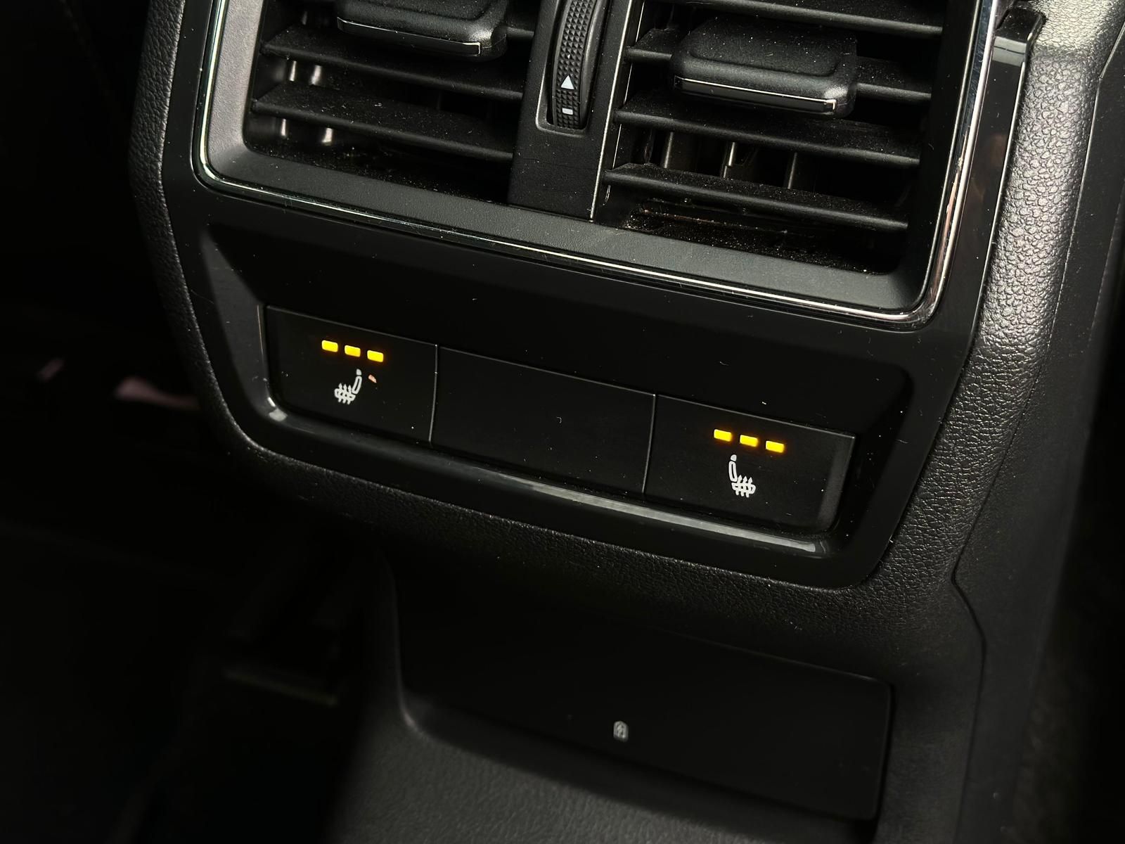 SKODA Karoq 2.0TSI SPORTLINE 4x4* LED#AHK#PANO#SH#KEYL - Image 23