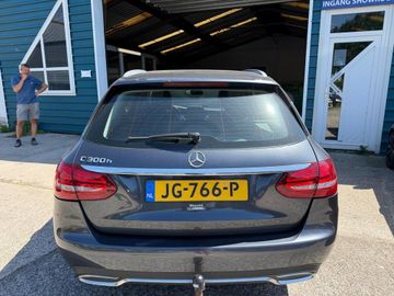Mercedes C 300 - 12