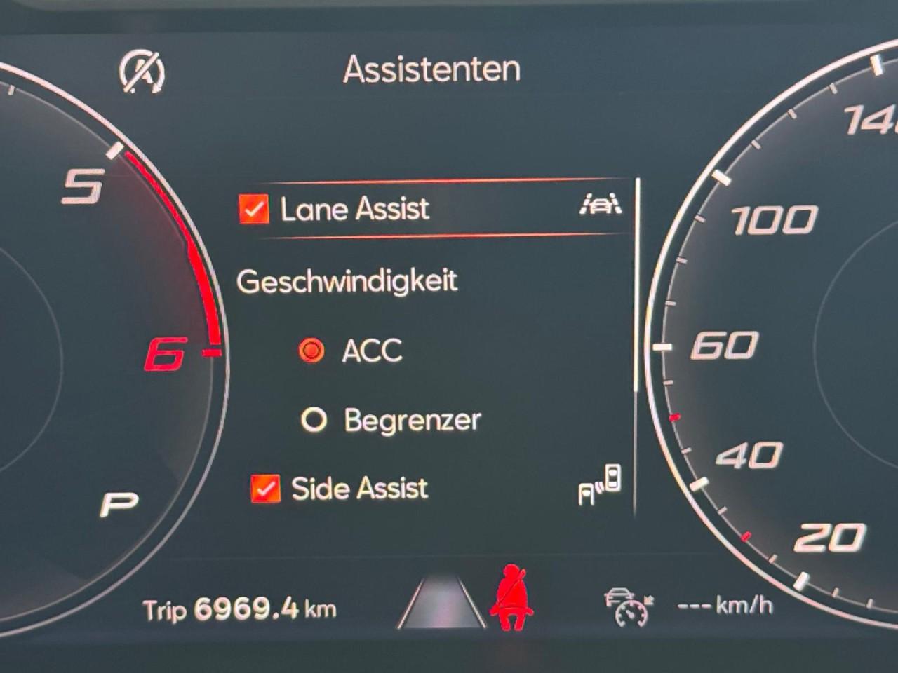 Seat Tarraco 2.0 TDI DSG,7-SITZER,AHK,PANO,360,DCC