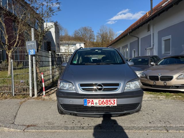 Opel Zafira 1.6 16V Selection Executive