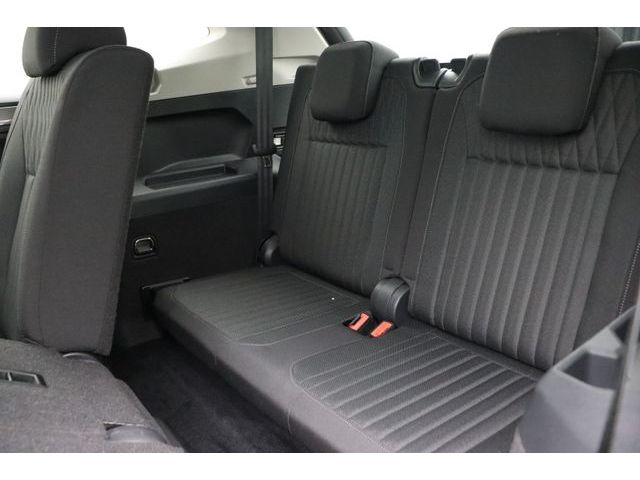 Fahrzeugabbildung Volkswagen Tiguan Allspace Life DSG ACC AHK 7Sitze LED