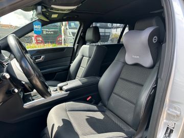 MYAUTOCENTER – Gebraucht- und Jahreswagen mit Werkstattservice in Pfaffenhofen Mercedes-Benz E 350d T Avantgarde 4-Matic *NAVI*AHK*LED*SHZ*