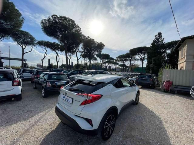 Toyota TOYOTA C-HR 1.8 BT,SafetyPack,CruiseControl,Tele