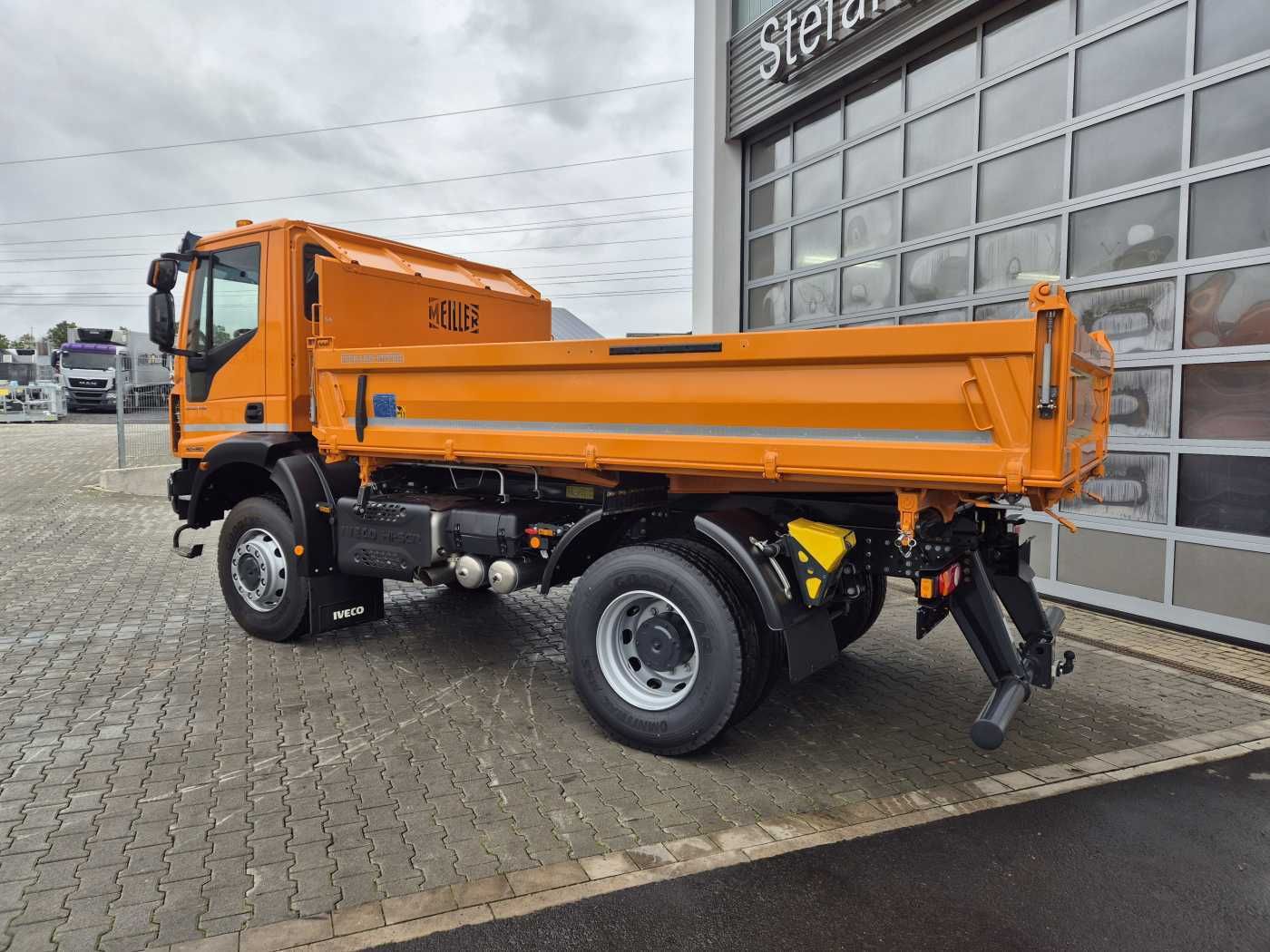 Fahrzeugabbildung Iveco ML150E28W 4x4 Meiller Dreiseitenkipper 2xAHK