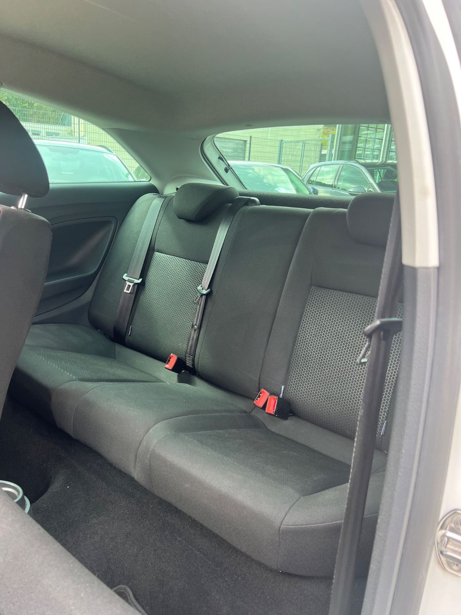 Fahrzeugabbildung SEAT Ibiza SC FR Sport * 1.HAND * SCHECKHEFTGEPFLEGT*