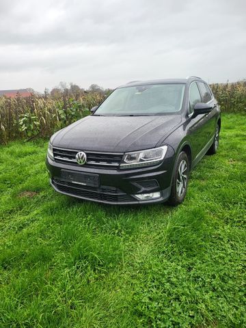 Volkswagen VW Tiguan 2.0 TDI *TOP*AHK*LED*4Motion*